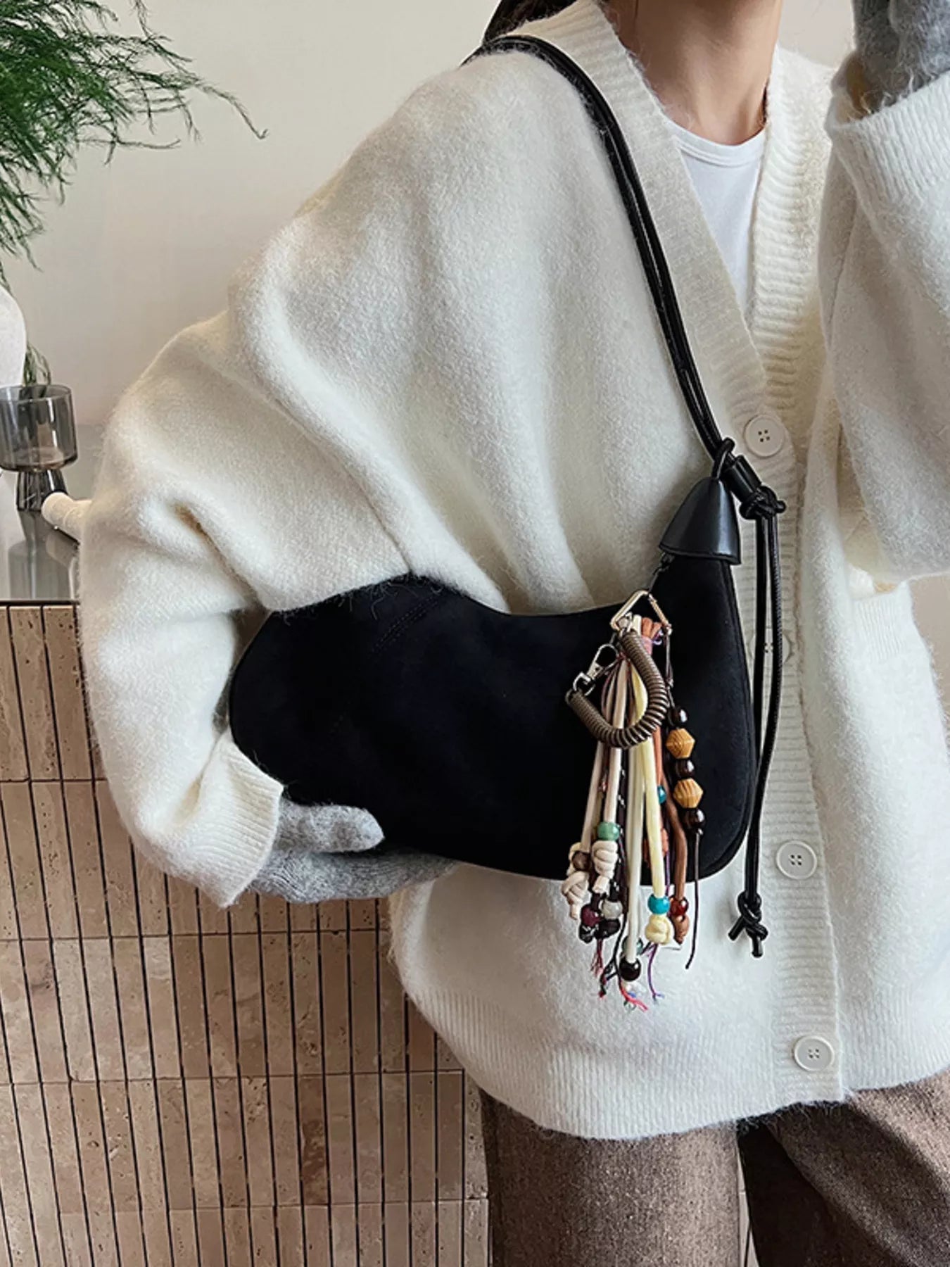 Vintage Suede Tassel Shoulder Bag 