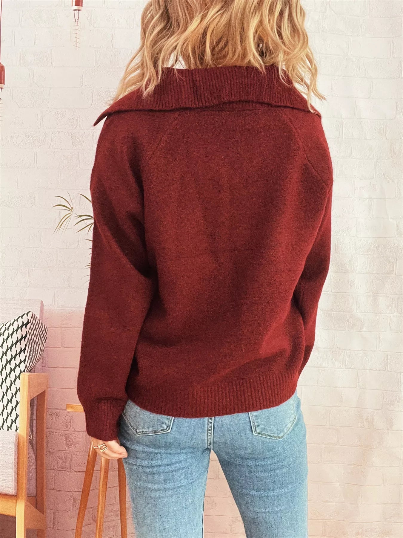 Ribbed Hem Raglan Sleeve Sweater 