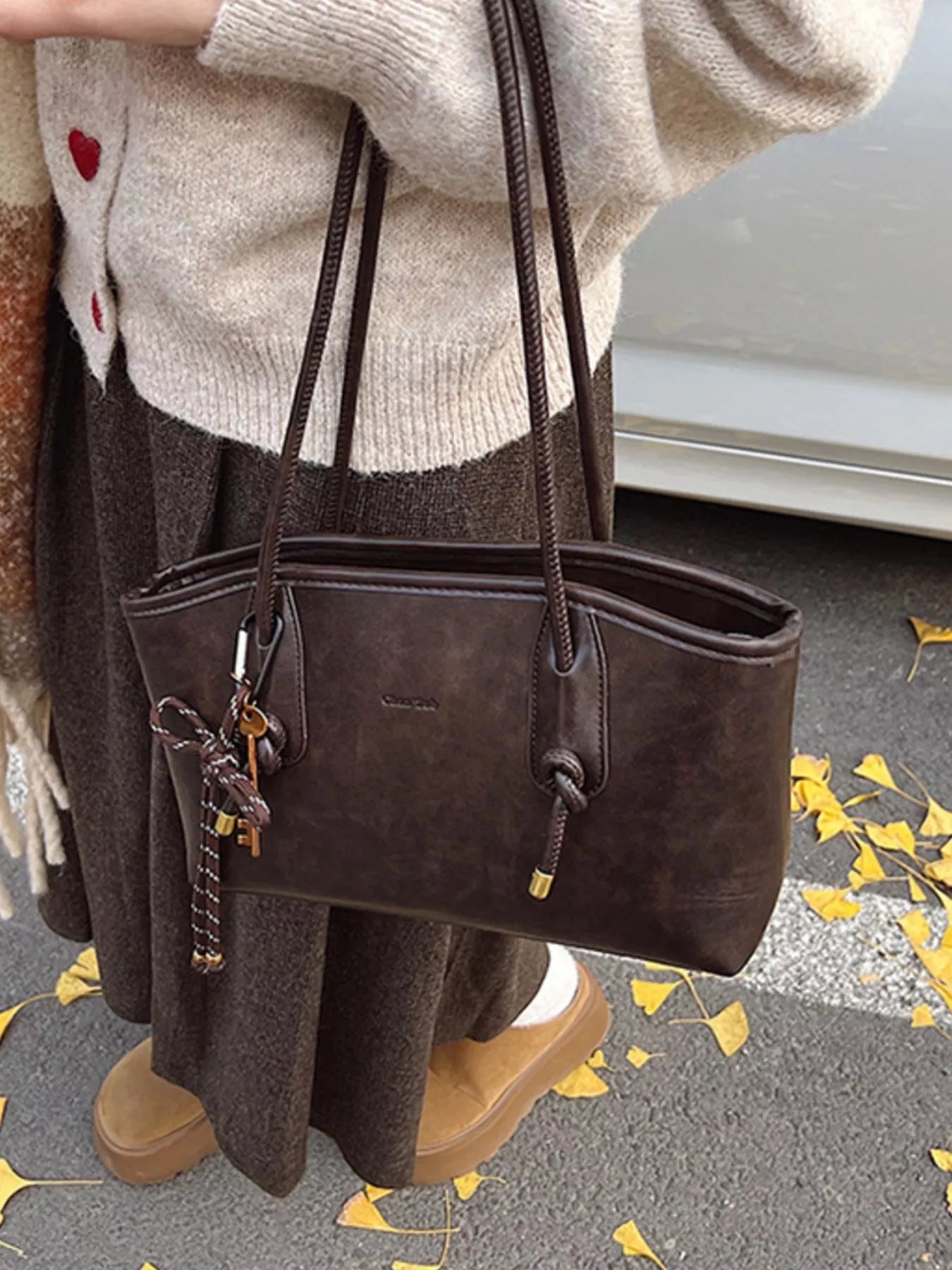 Vintage Style Leather Shoulder Bag 
