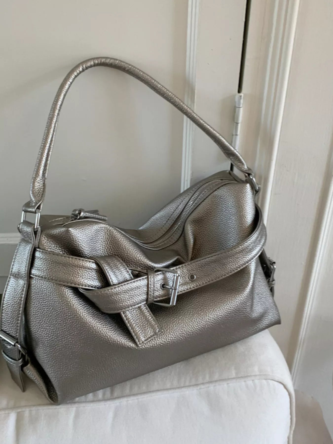 Decor Buckle Leather Shoulder Bag 