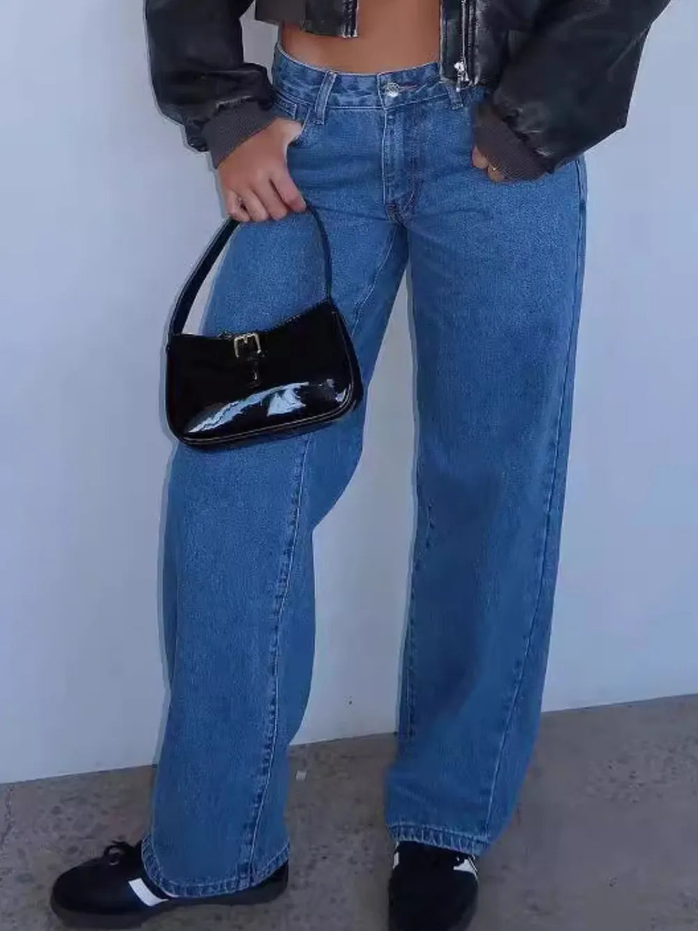 Wide Leg Jeans with Pockets 