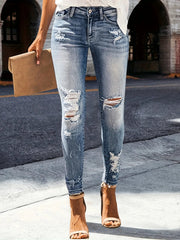 Distressed Skinny Jeans 