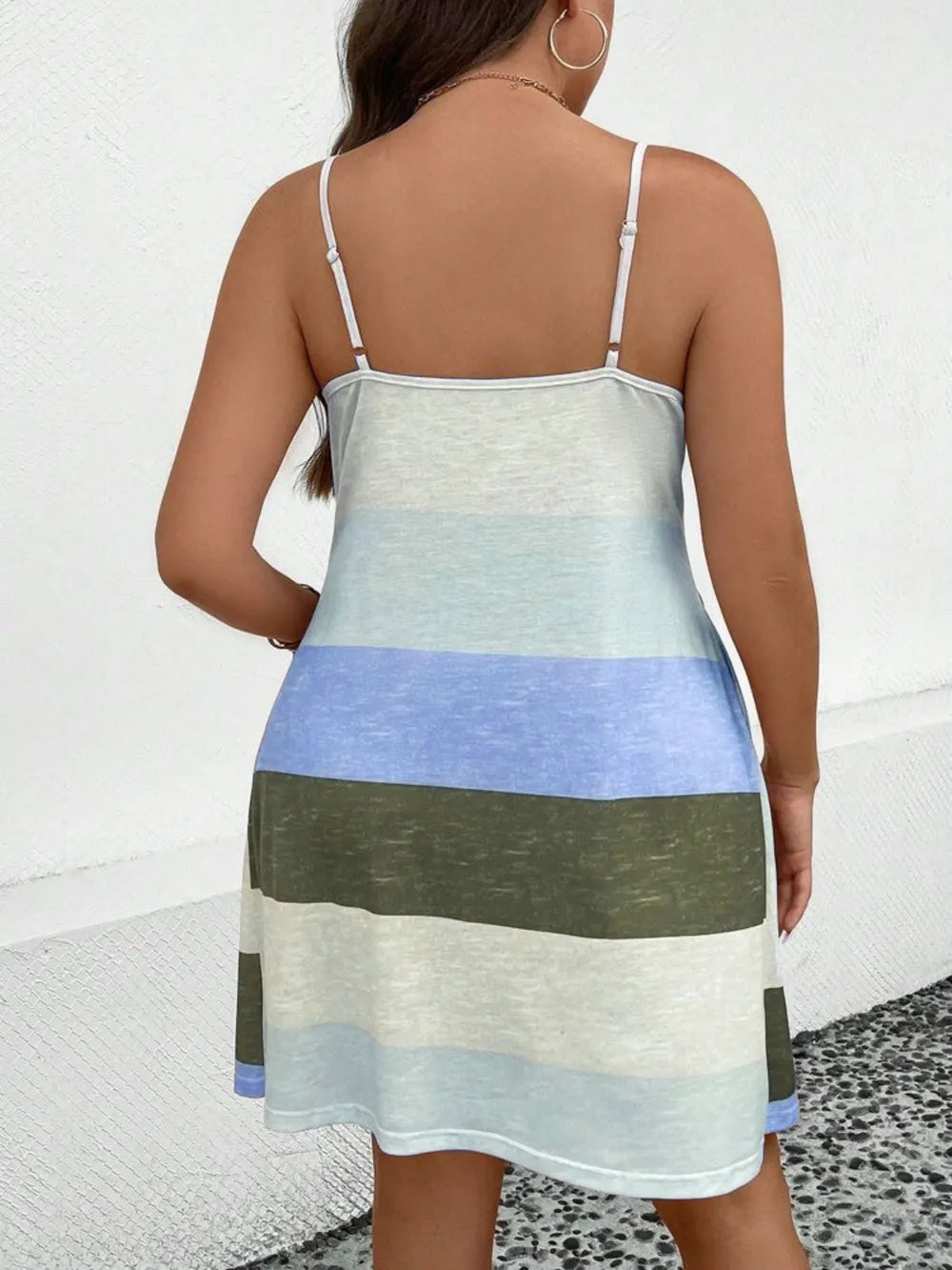 Plus Size Color Block Scoop Neck Mini Dress 