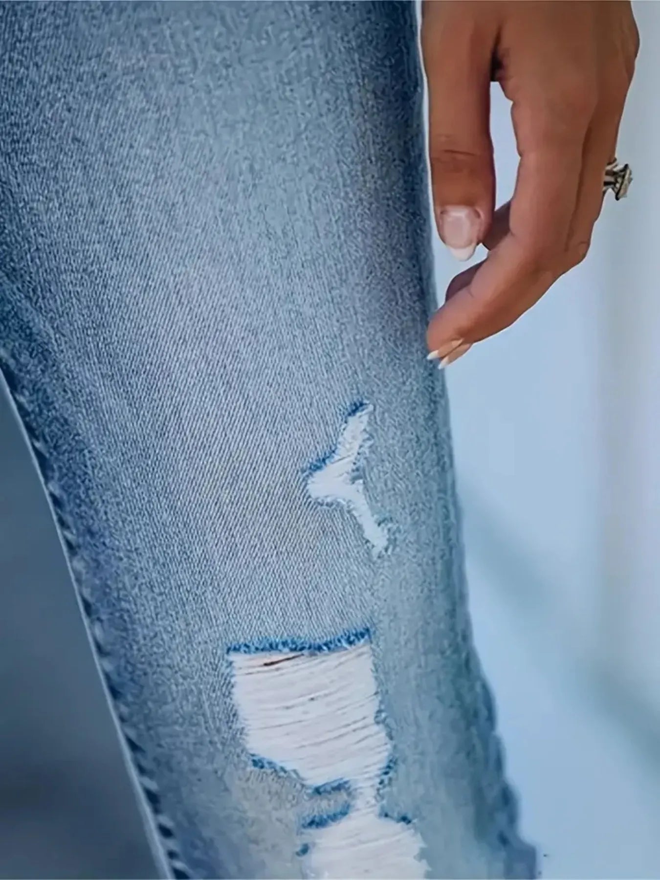 Distressed High-Waisted Skinny Jeans 