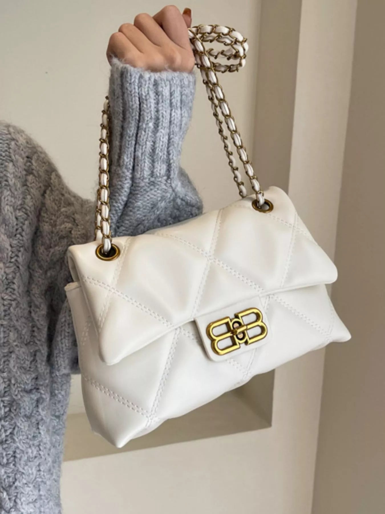 Quilted Flap Chain Crossbody Bag 