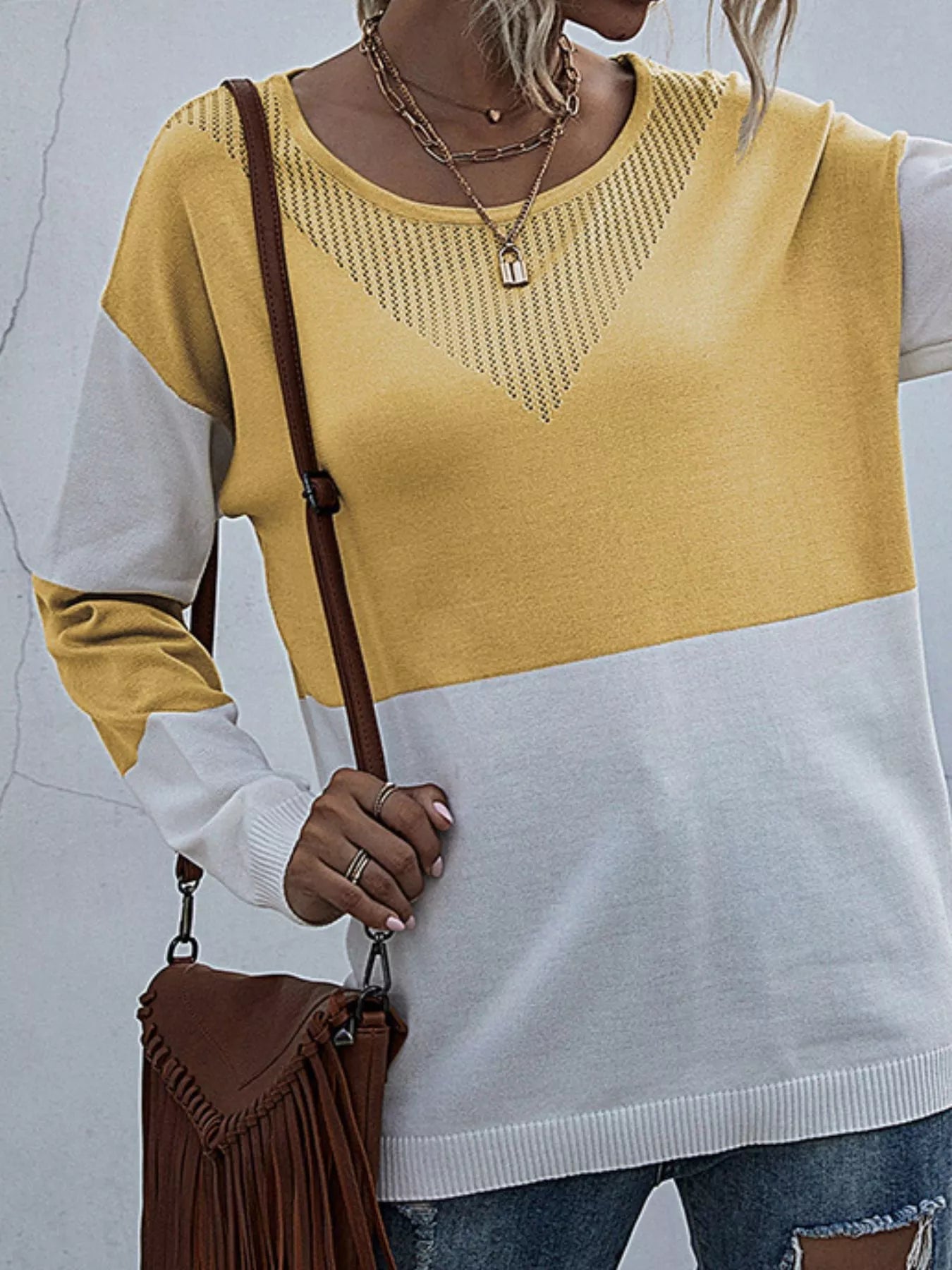 Color Block Round Neck Sweater 
