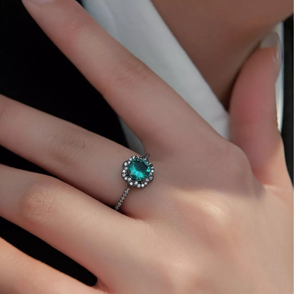 925 Sterling Silver Zircon Minimalist Ring 