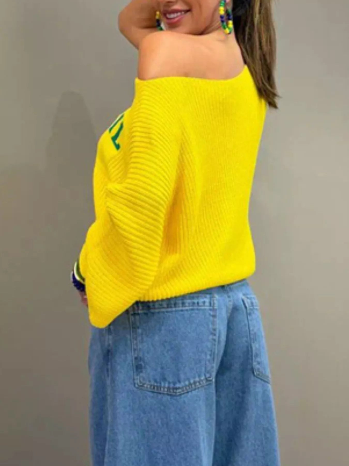 Brasil Letter Boat Neck Sweater 