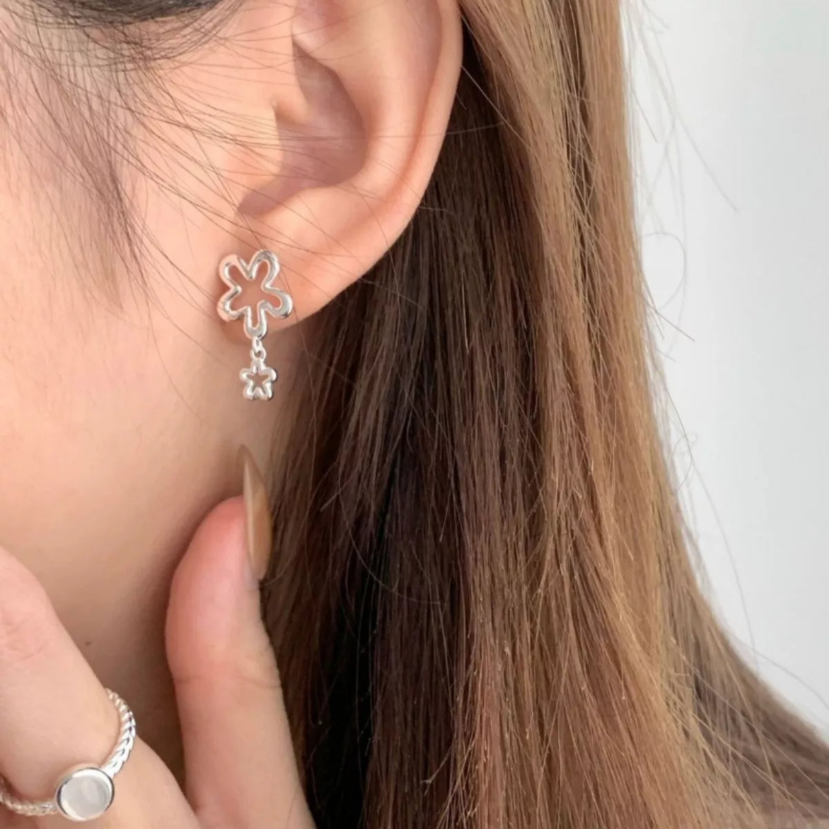 Flower Drop Earrings 
