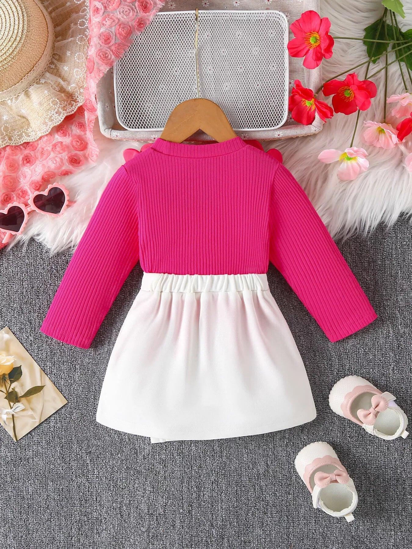 Children's Floral Applique Ribbed Top & Button Decor Skirt Set 