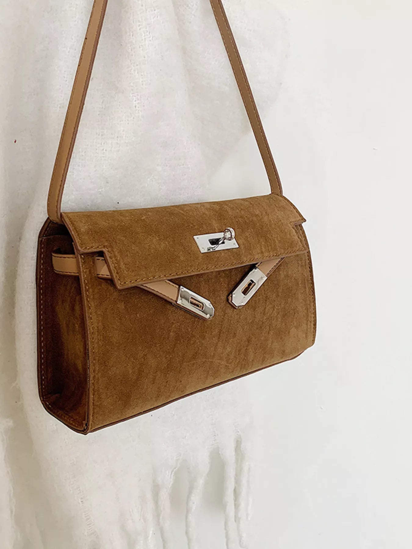 Solid Color Buckle Shoulder Bag 