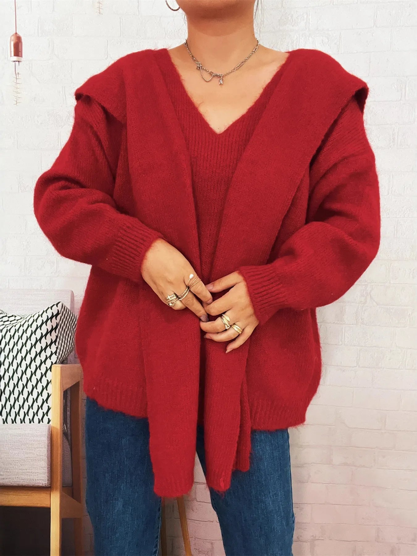 Ribbed Hem V-Neck Sweater with Shawl 