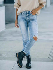 Distressed High Waist Jeans 