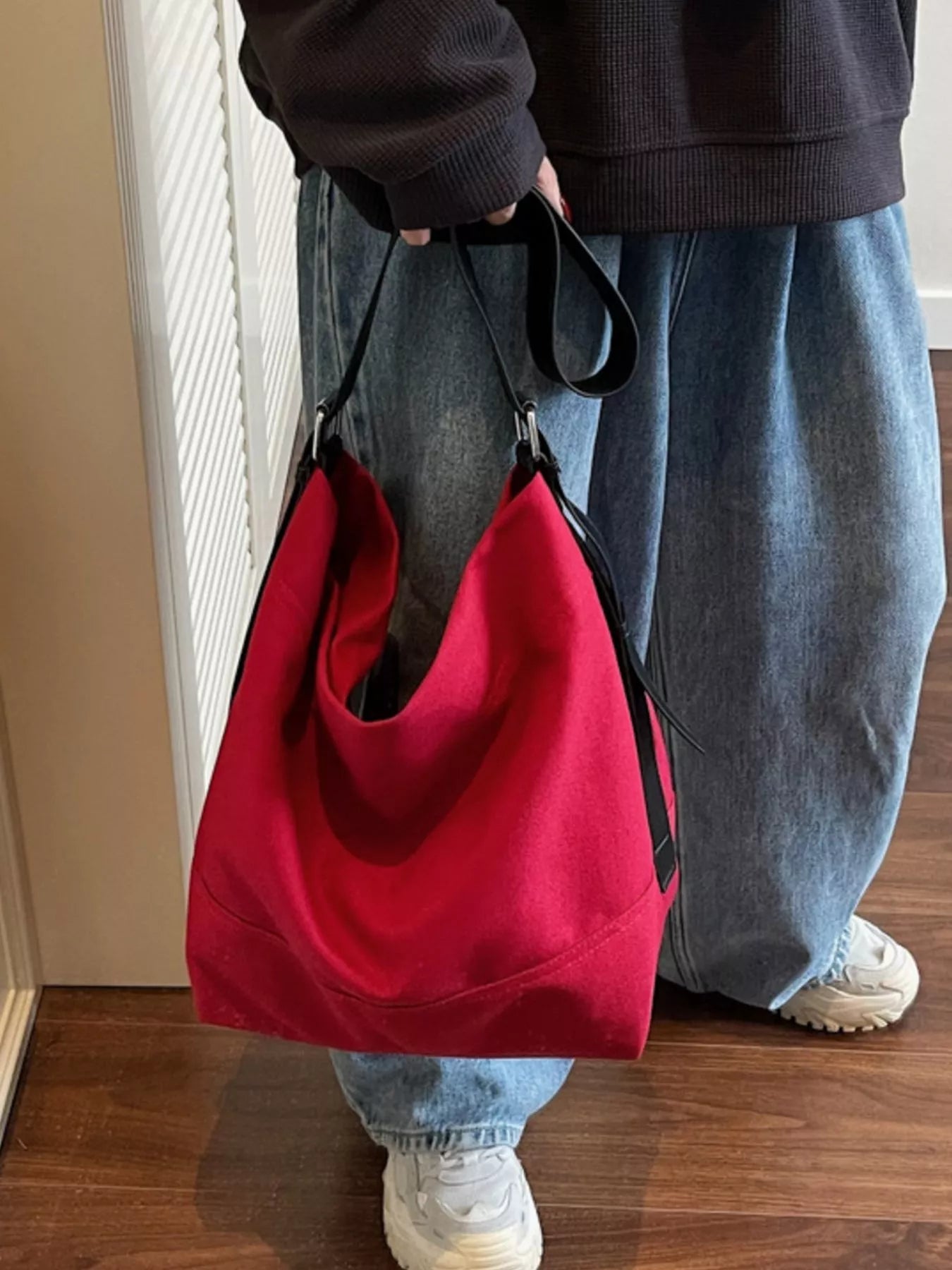 Adjustable Strap Handbag 