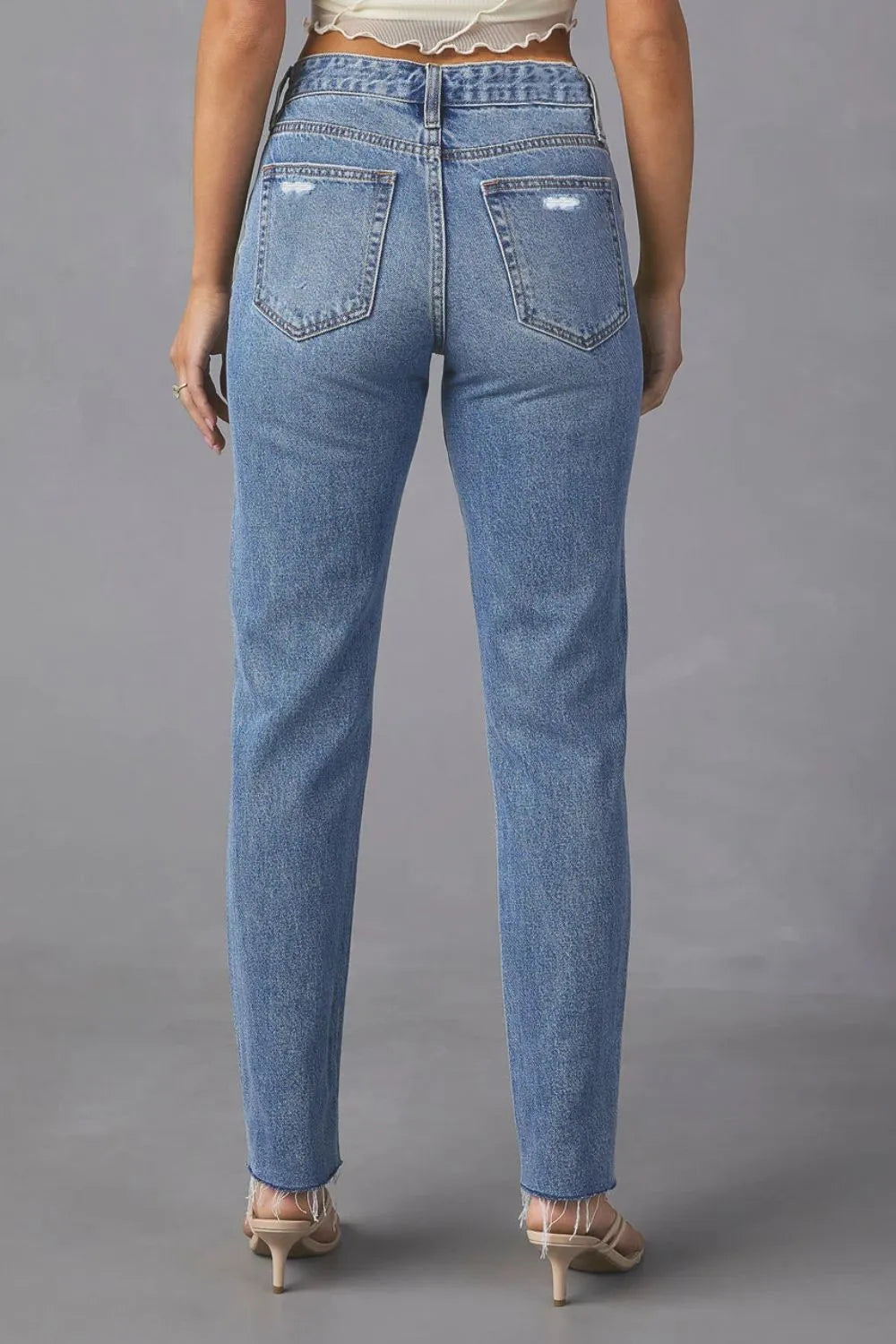 Distressed Raw Hem Straight Jeans with Pockets 