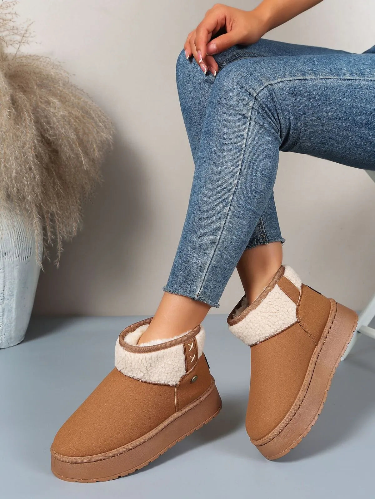 Platform Sherpa Lined Winter Boots 