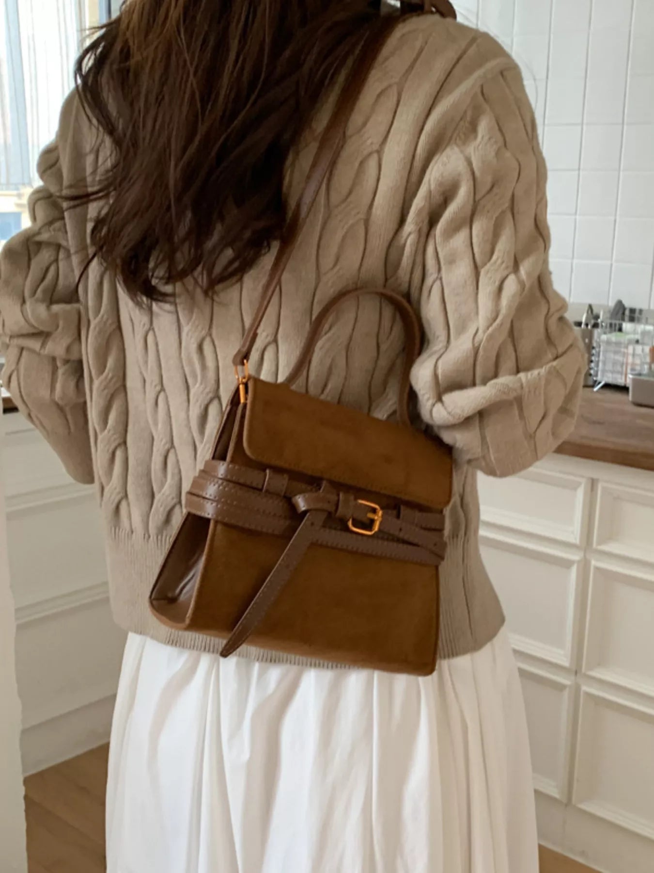 Suede Buckle Decor Crossbody Bag 