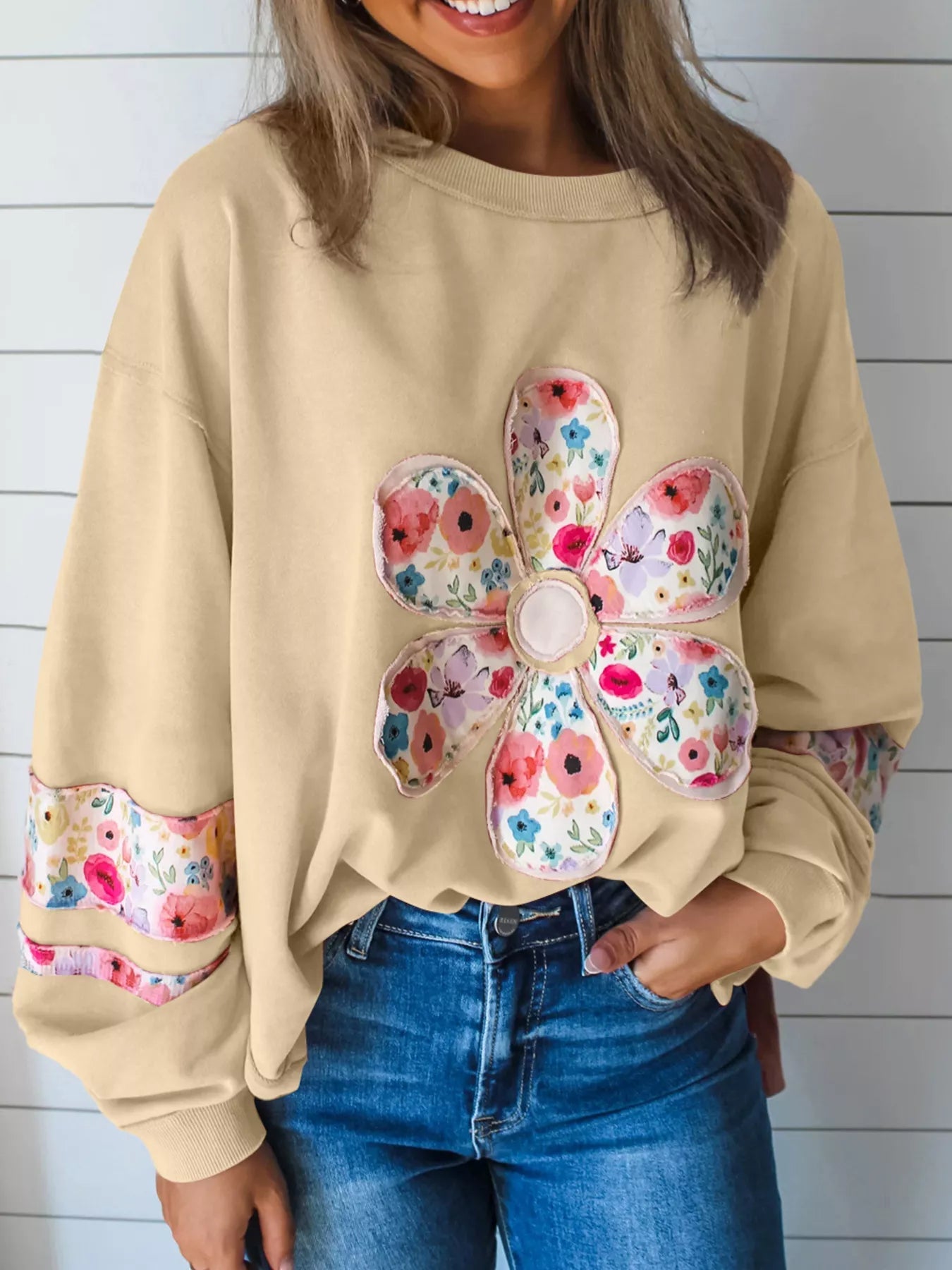 Plus Size Floral Applique Drop Shoulder Sweatshirt 