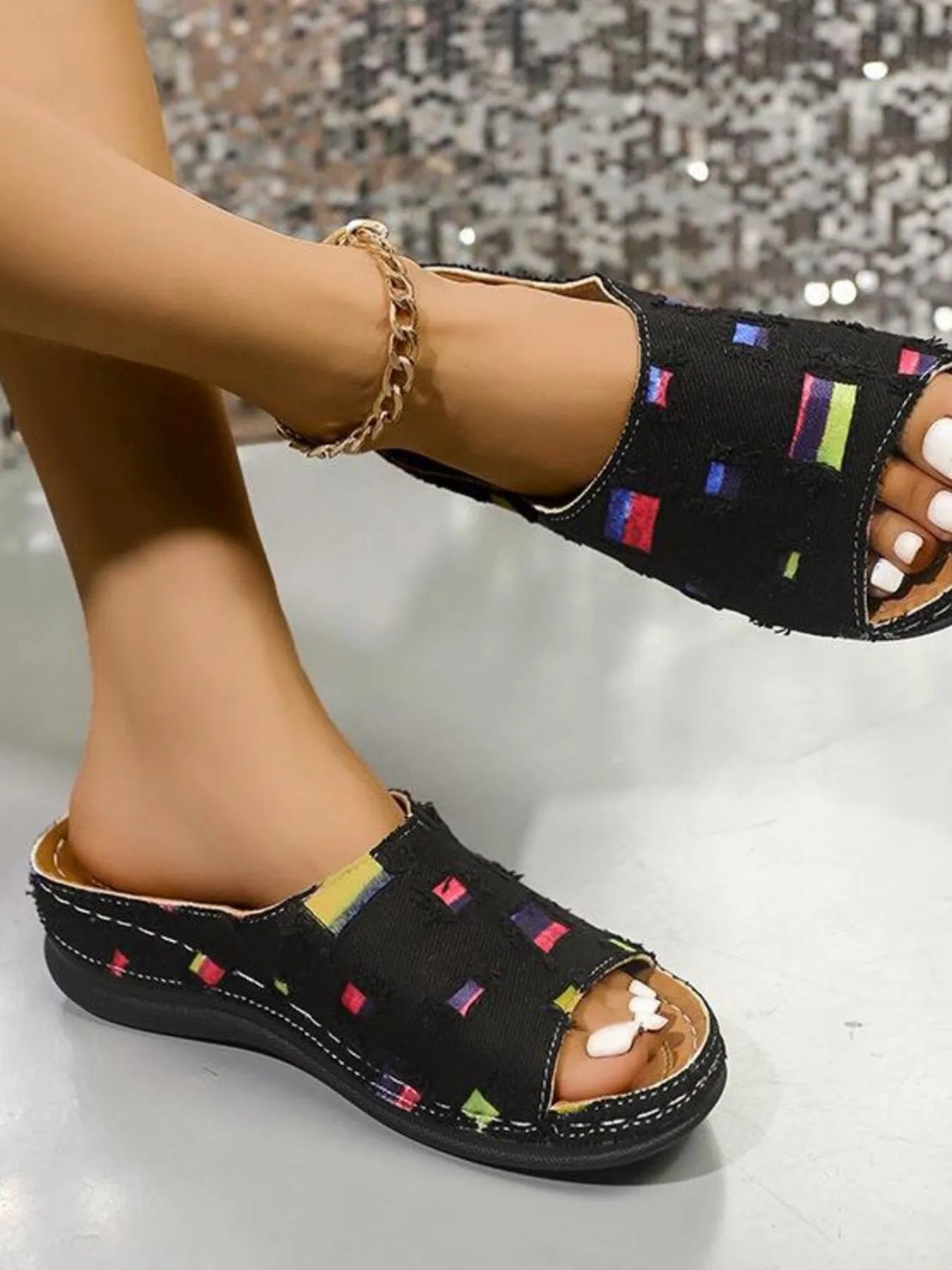 Hollow Out Comfort Sandals 