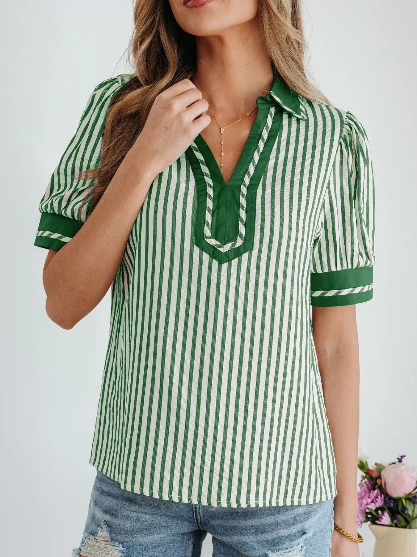 Stripe Collared Split Neck Short Bubble Sleeve Blouse 