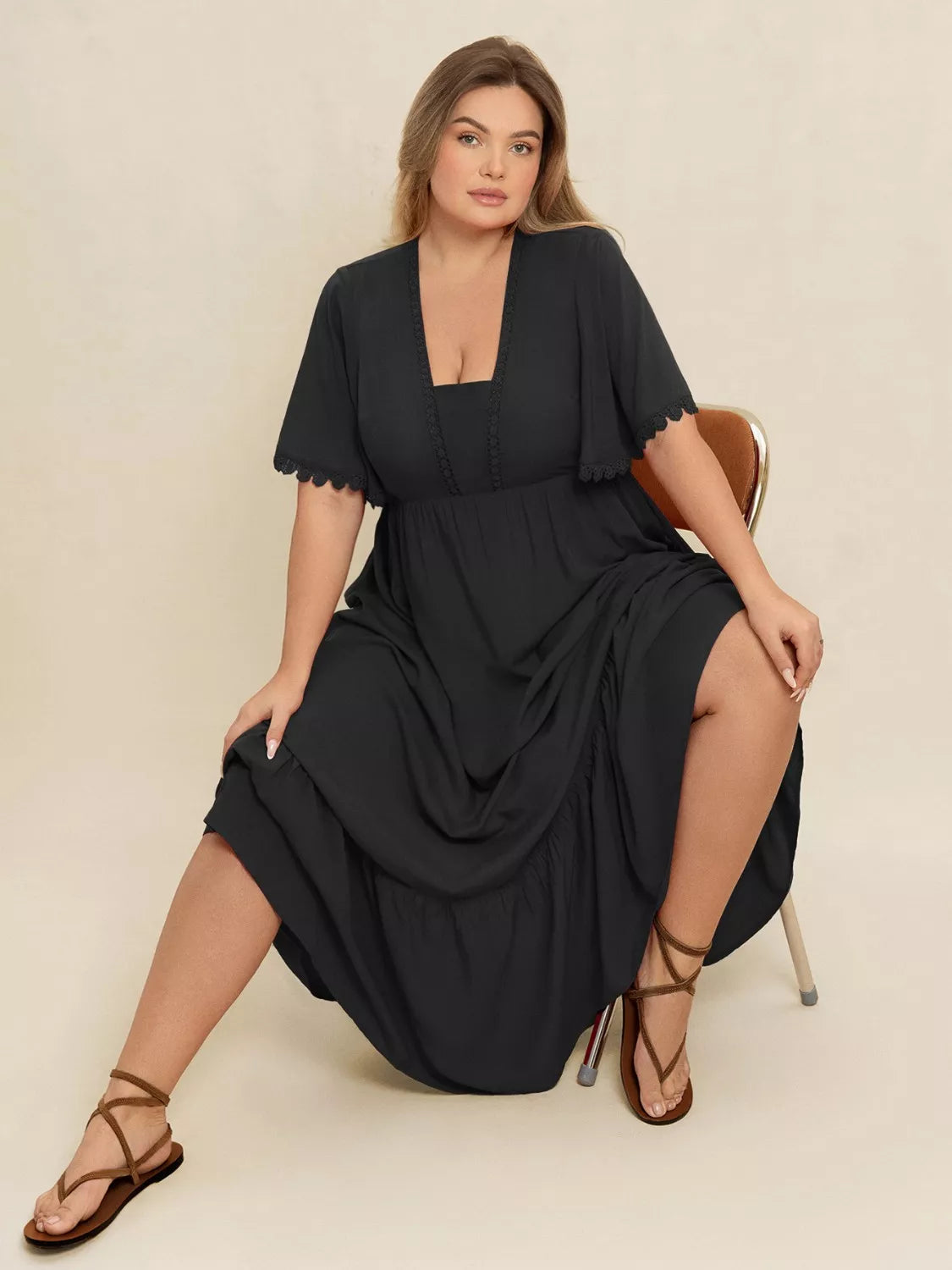 Plus Size Boho Ruffled Maxi Dress with Flutter Sleeves 
