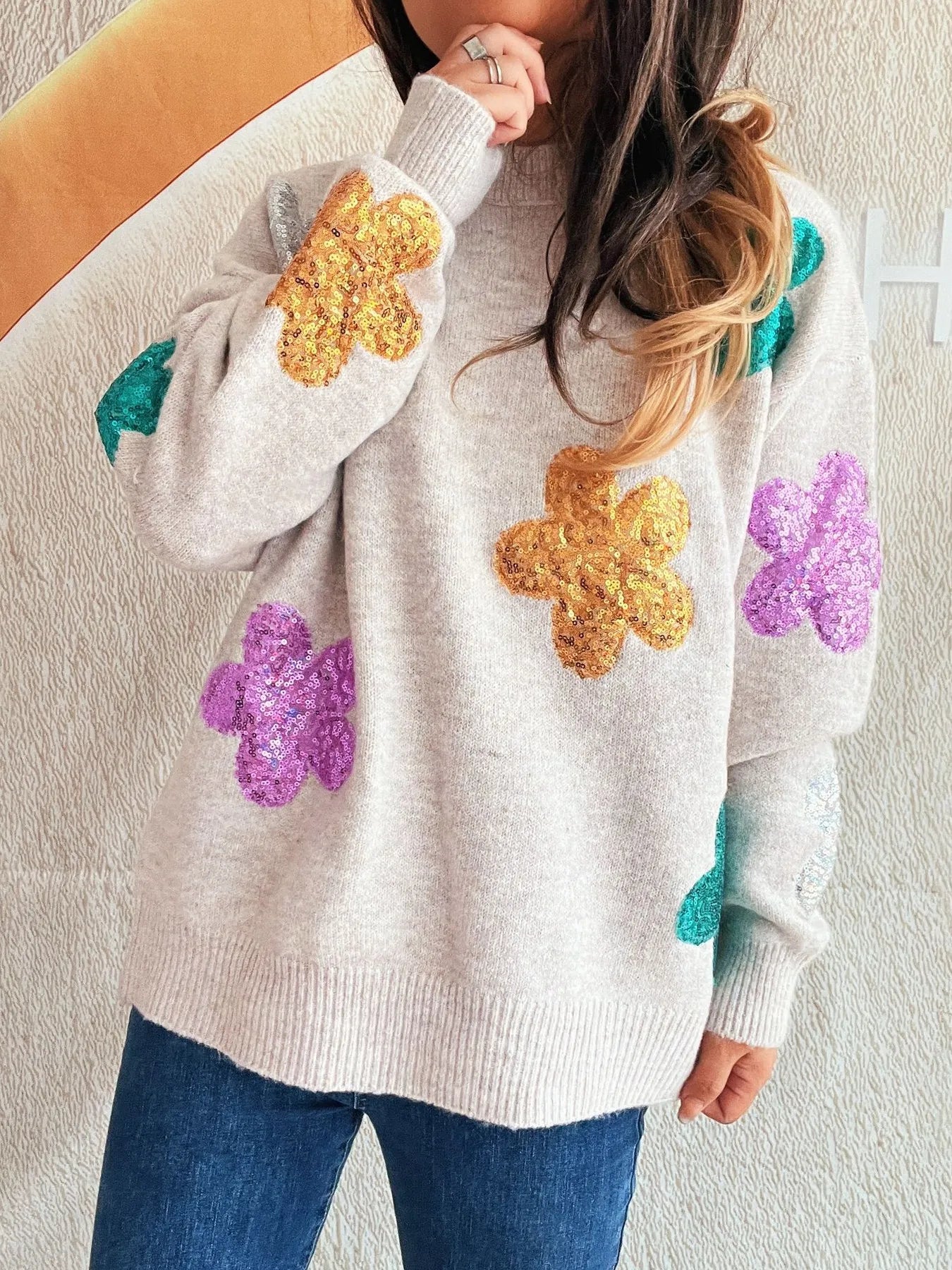 Sequin Flower Round Neck Long Sleeve Sweater 