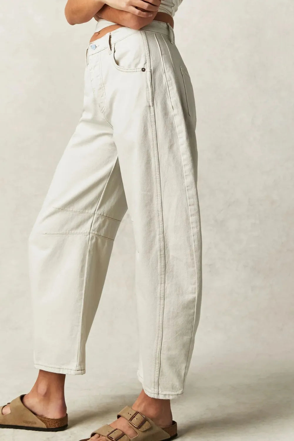 Wide Leg Jeans with Pockets 