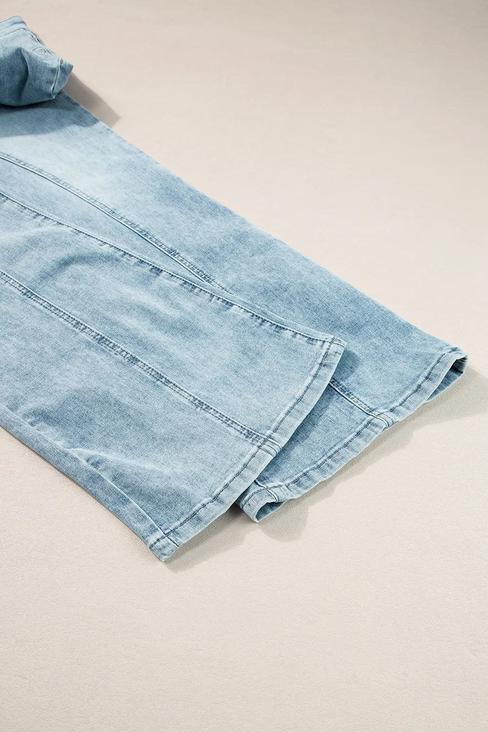 Wide Leg Jeans with Pockets 