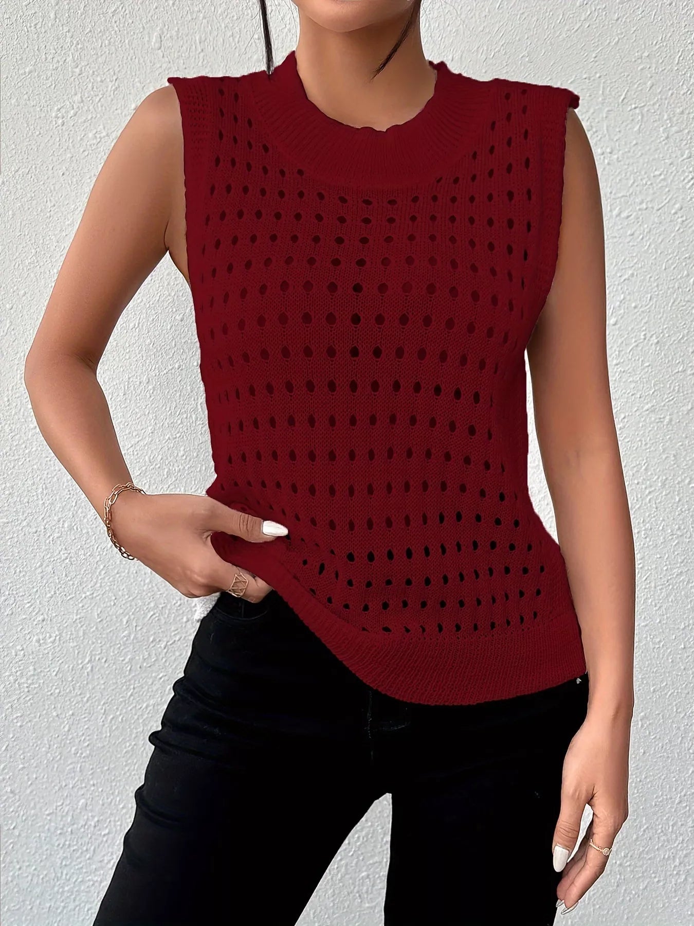 Hollow Out Round Neck Knit Tank 
