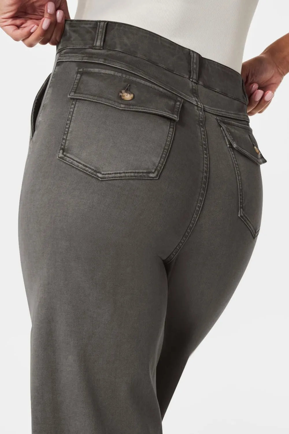 High Waist Jeans with Pockets 