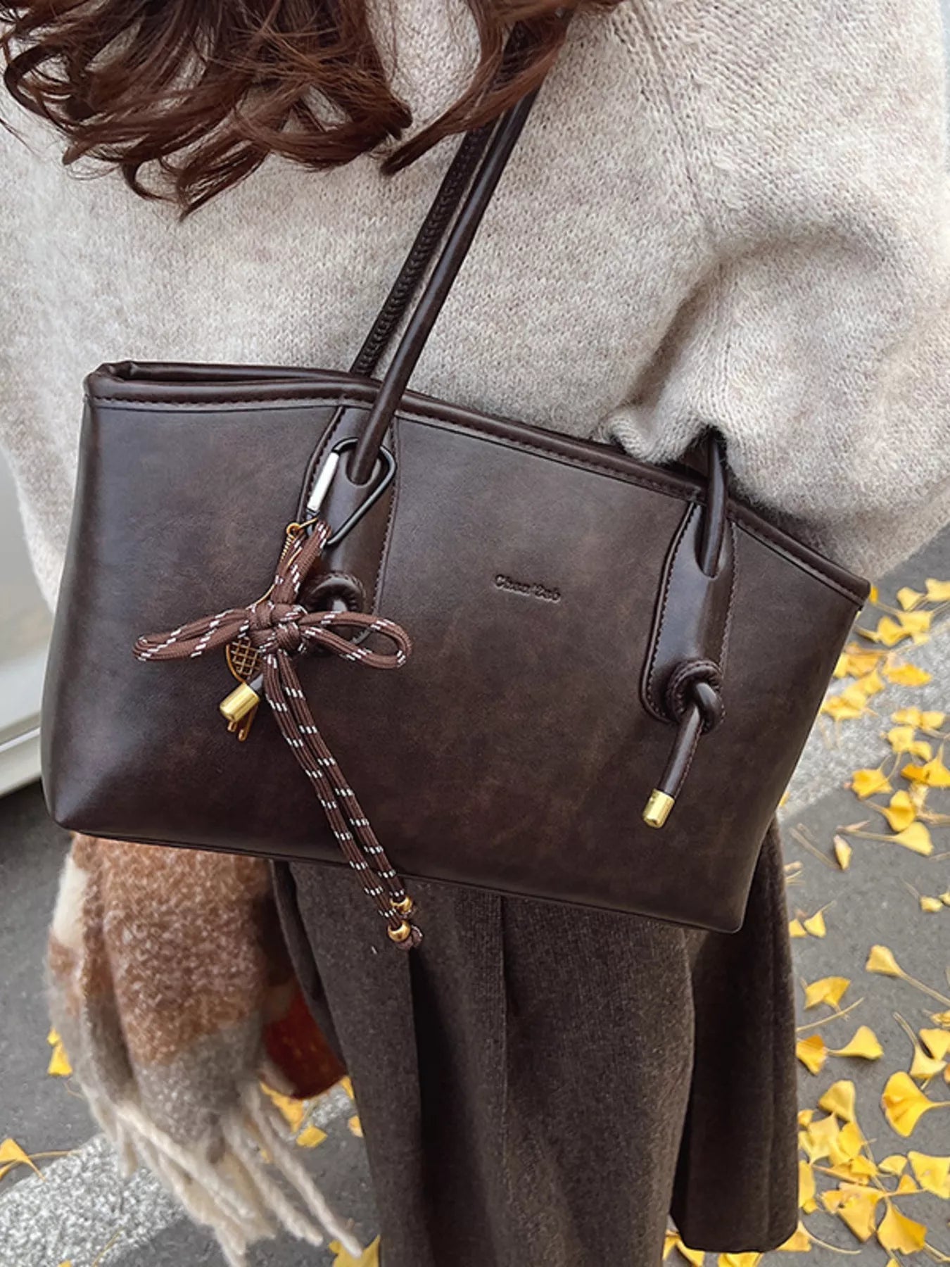 Vintage Style Leather Shoulder Bag 