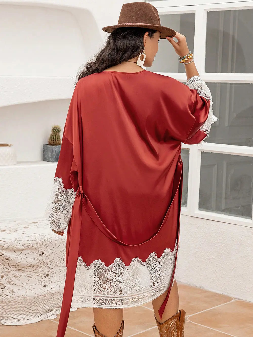 Plus Size Lace Patchwork Tie Front Robe 