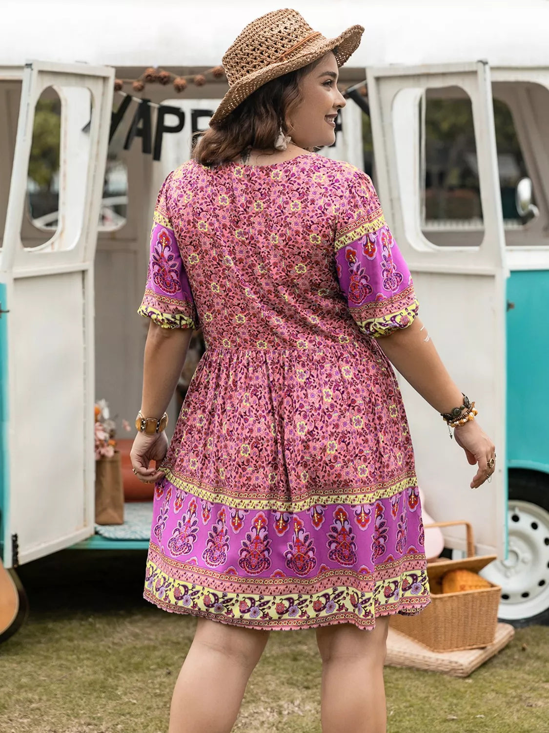 Plus Size Floral V-Neck Mini Dress 