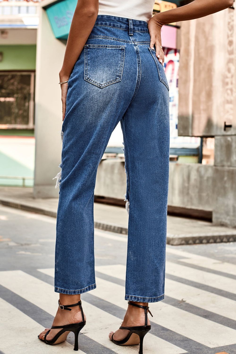 Distressed High Waist Straight Jeans 