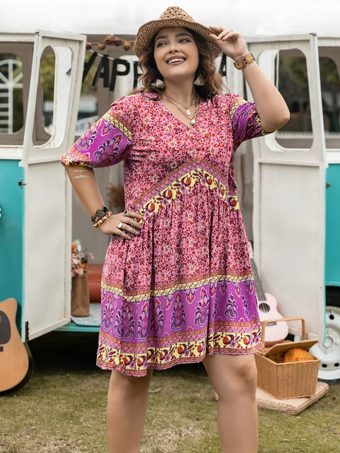 Plus Size Floral V-Neck Mini Dress 