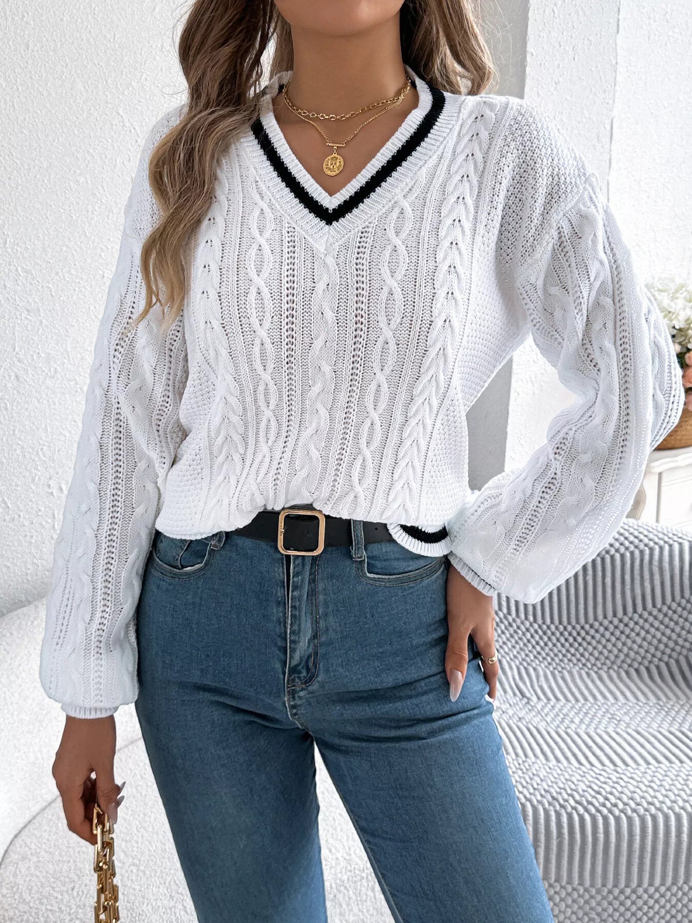 Cable Knit V-Neck Long Sleeve Sweater 
