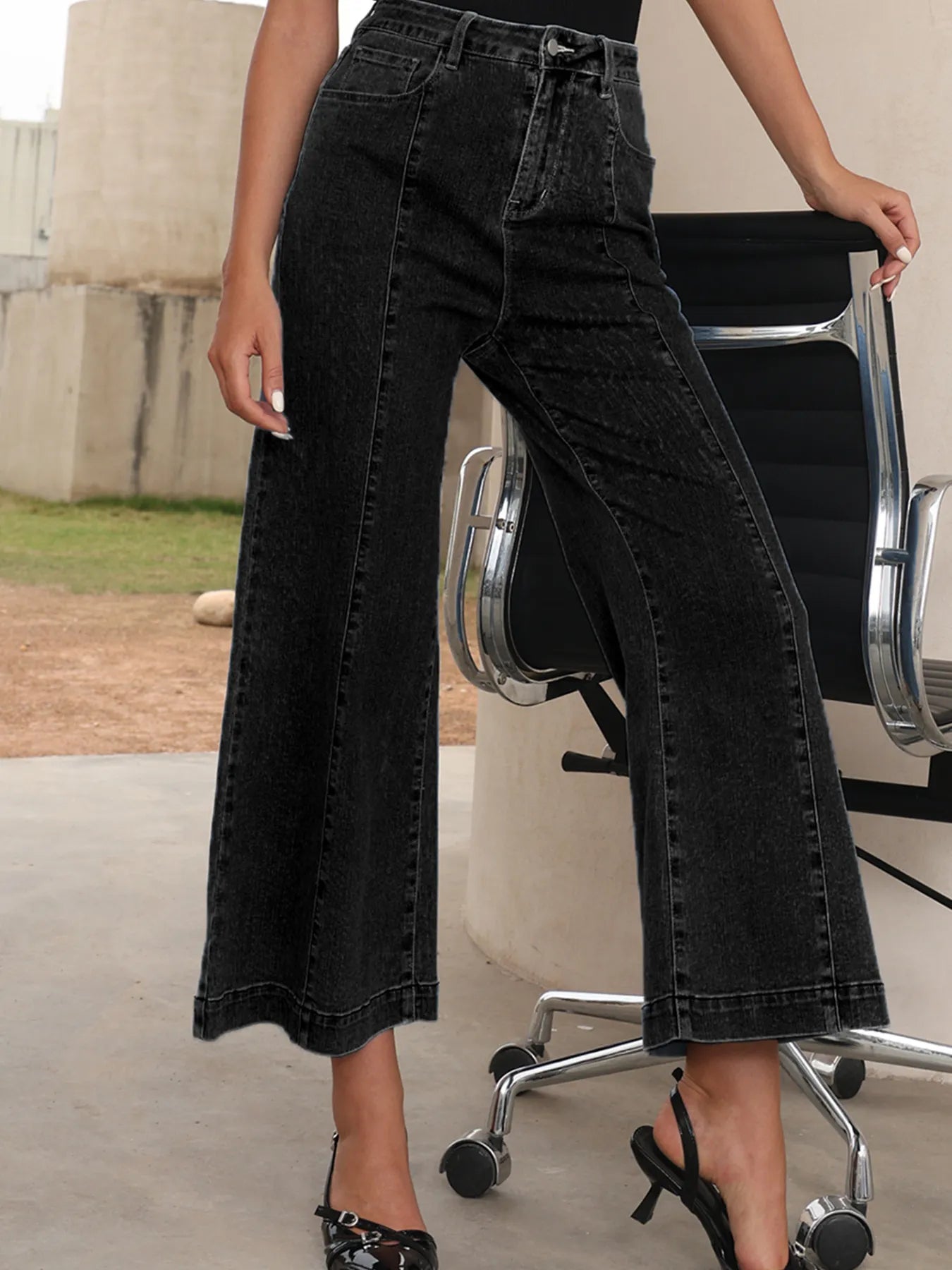 Seam Detail Flared Bottom Ankle Length Jeans 