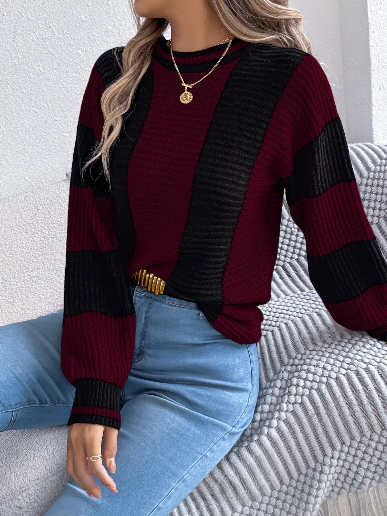 Color Block Round Neck Sweater 