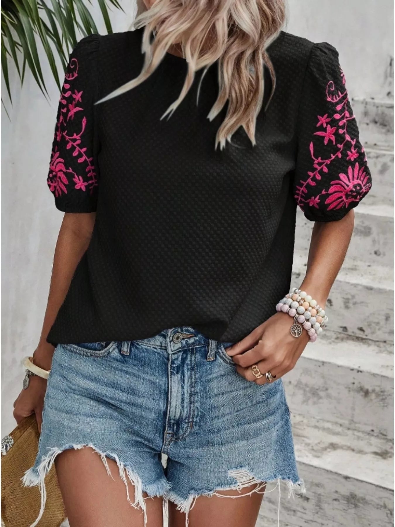 Embroidered Puff Sleeve Blouse 