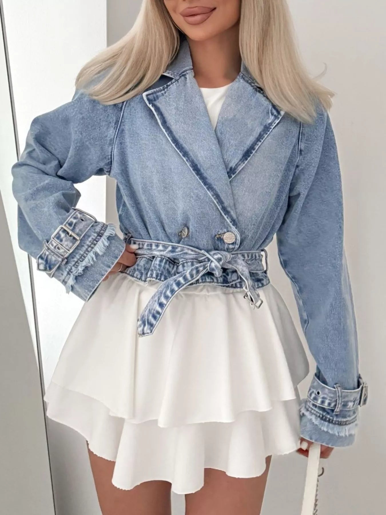 Long Sleeve Crop Denim Jacket 