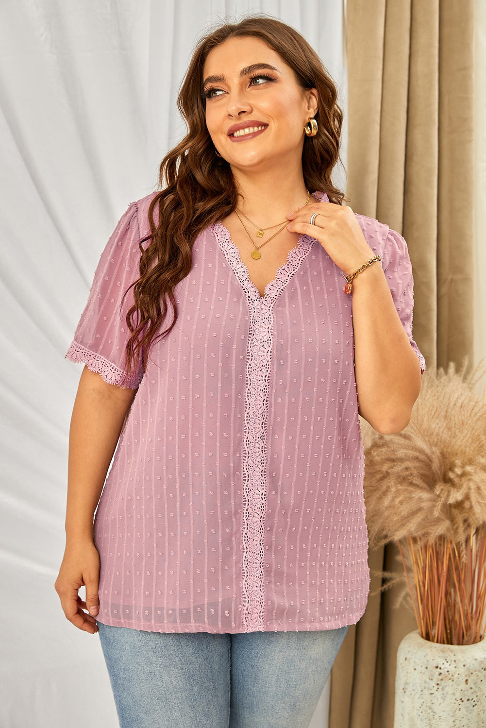 Plus Size Swiss Dot Spliced Lace V-Neck Blouse 