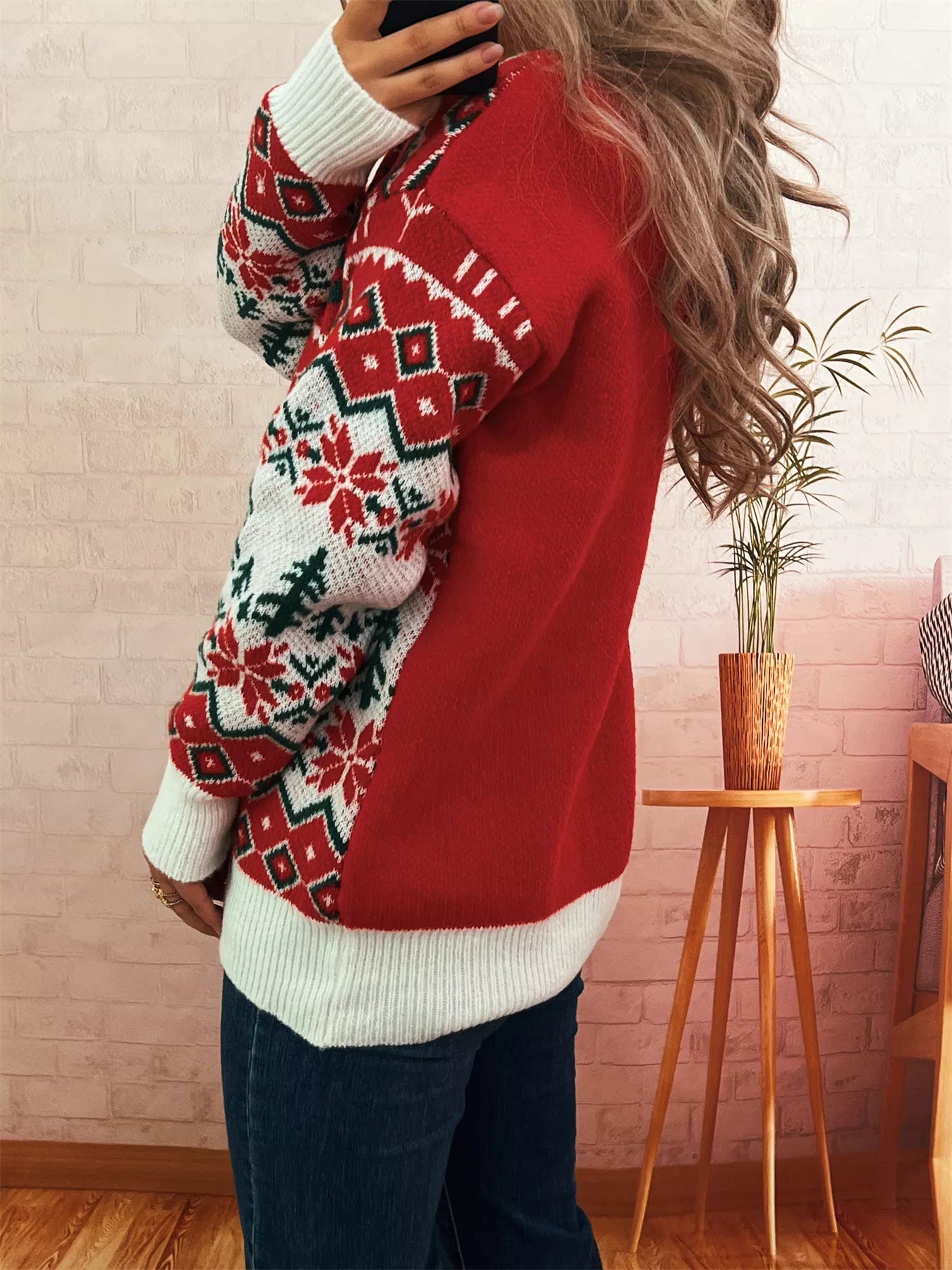 Christmas Reindeer Pattern Round Neck Sweater 