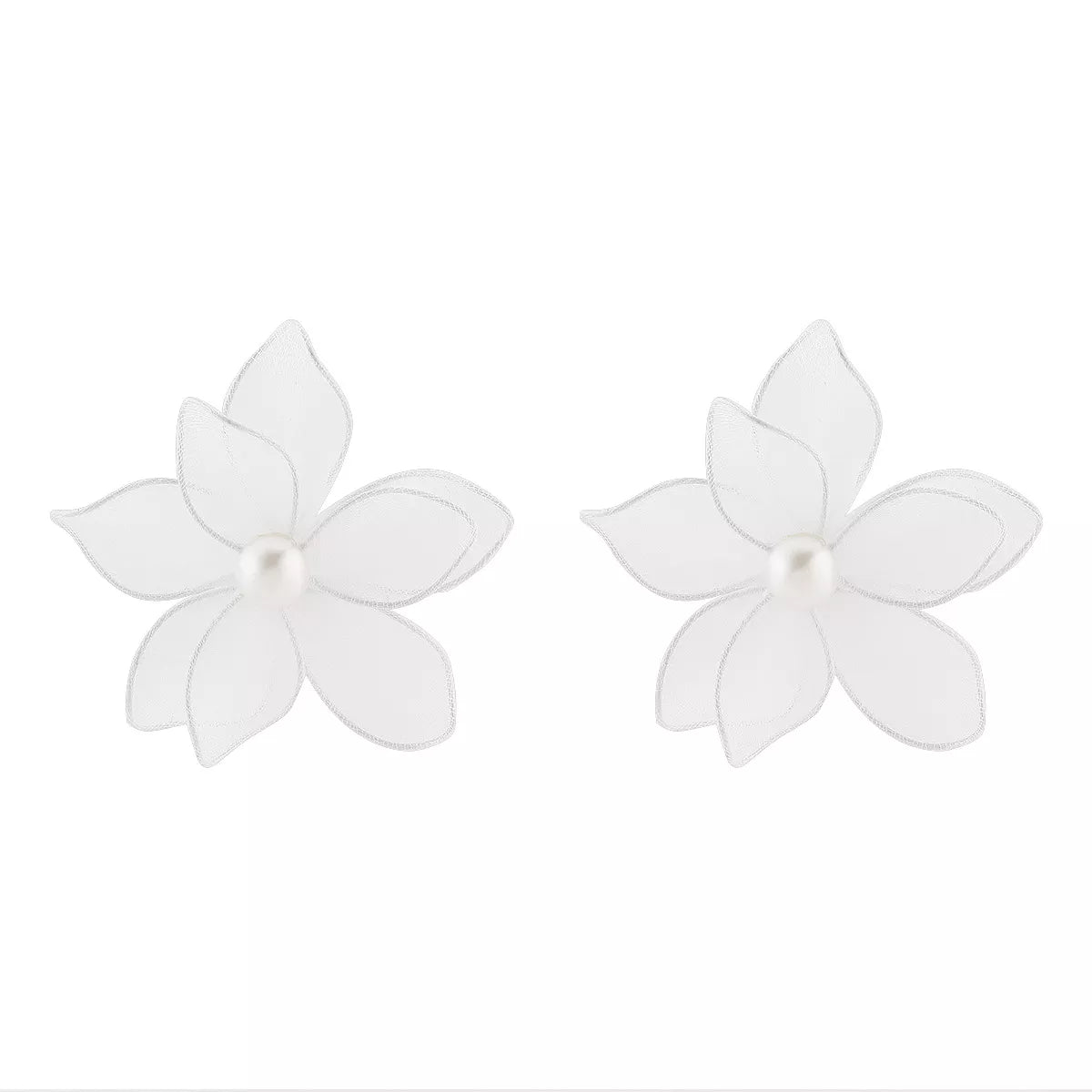 Flower Pearl Stud Earrings 