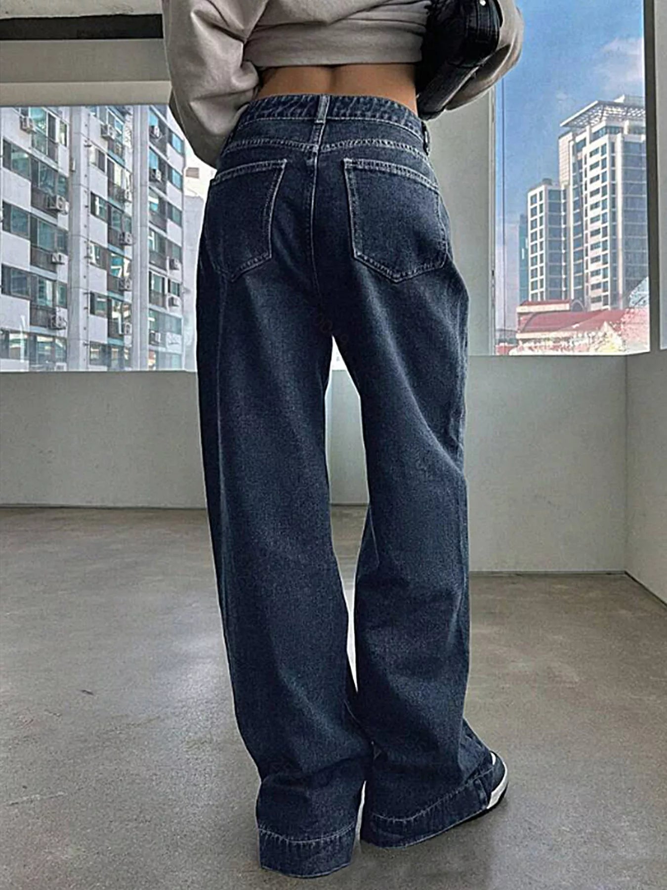 Vintage Wash Wide Leg Jeans 