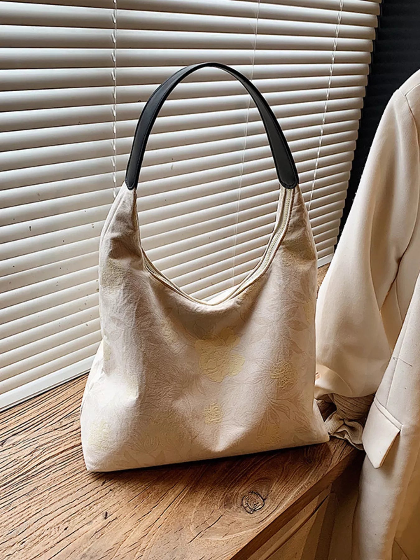 Floral Pattern Hobo Shoulder Bag 
