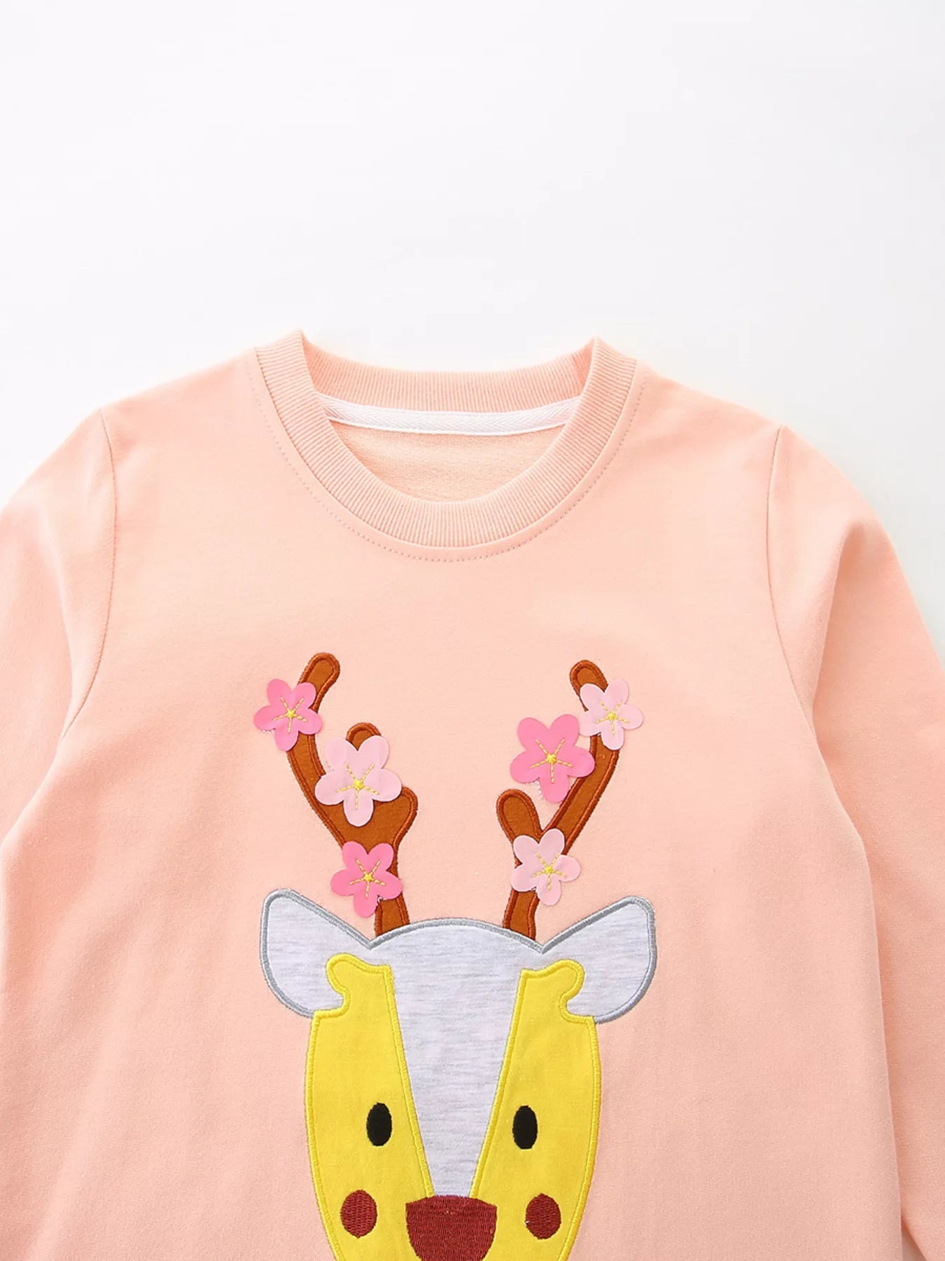 Children's Reindeer Applique Round Neck Sweatshirt 