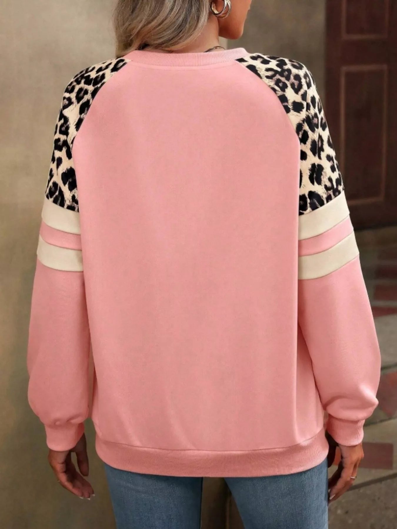 Leopard Round Neck Raglan Sleeve Sweatshirt 