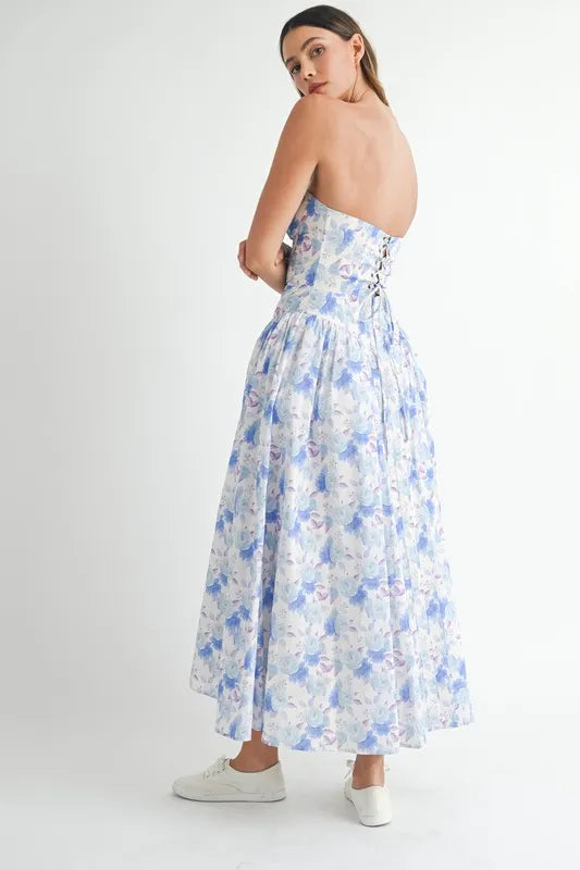 MABLE Sweetheart Neckline Floral Printed Midi Dress 