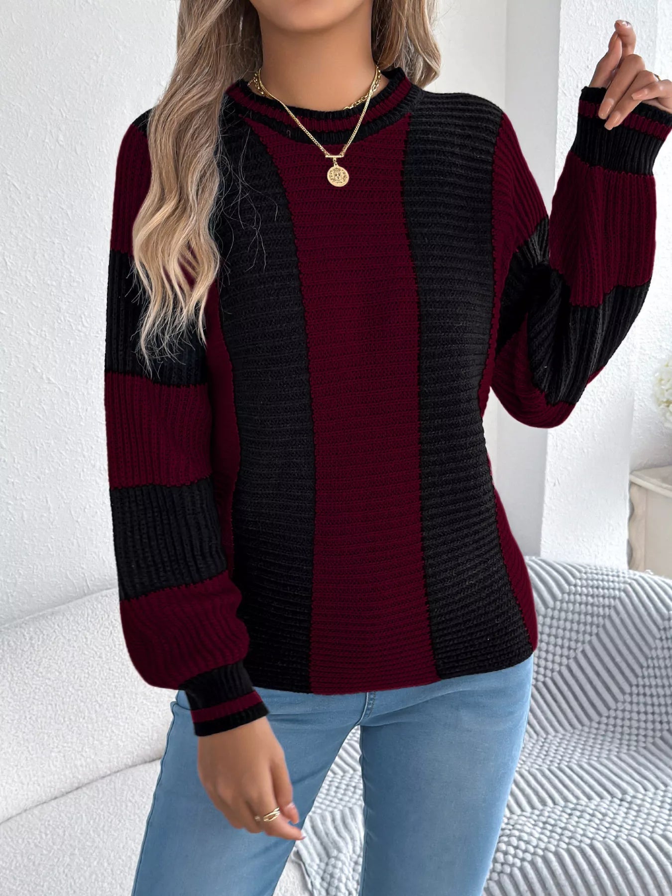 Color Block Round Neck Sweater 