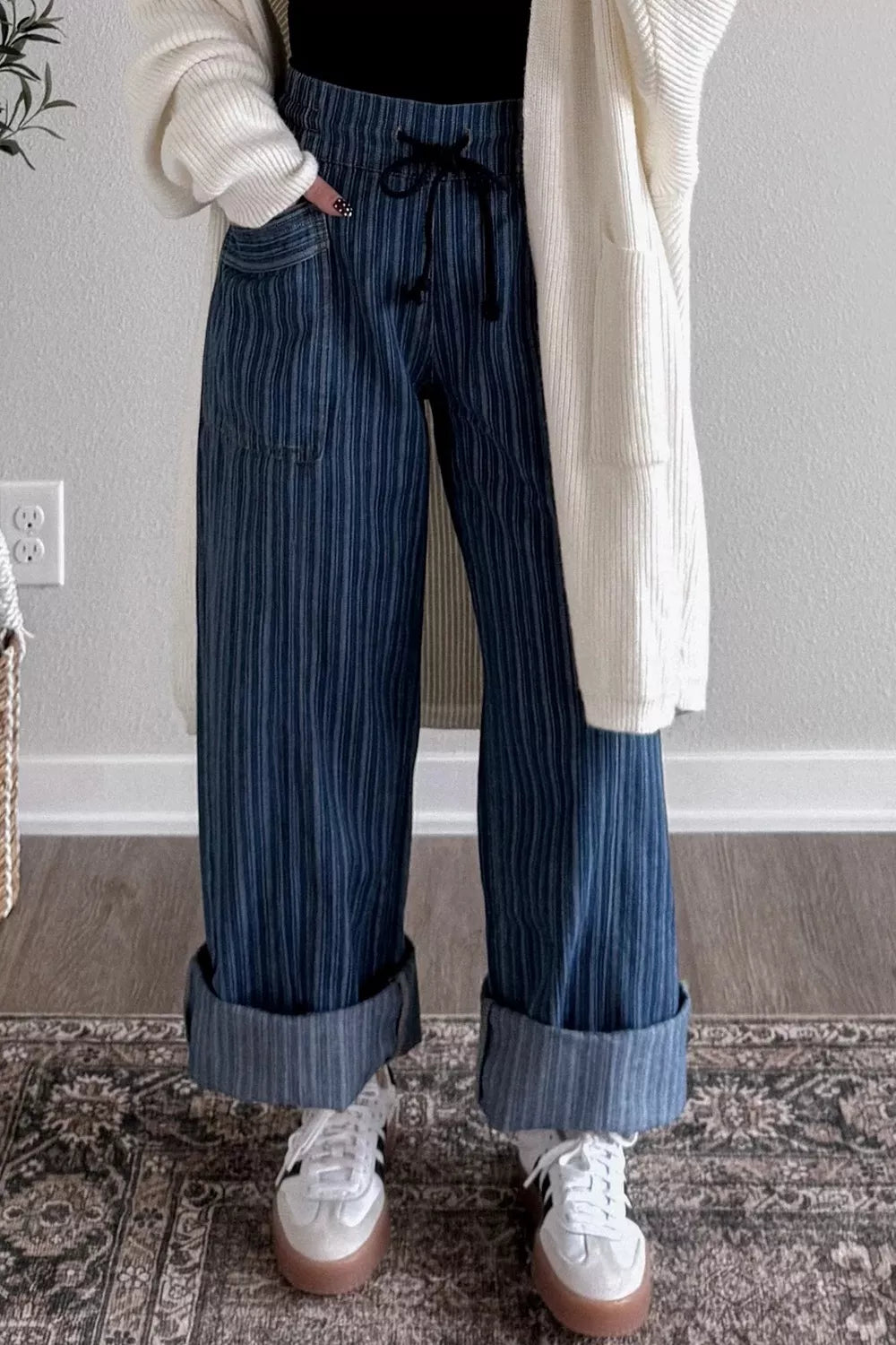 Striped Wide-Leg Jeans 